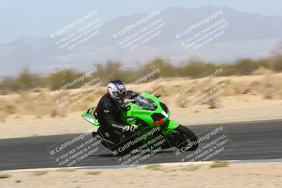 media/Apr-10-2022-SoCal Trackdays (Sun) [[f104b12566]]/Turn 7 Inside (1025am)/